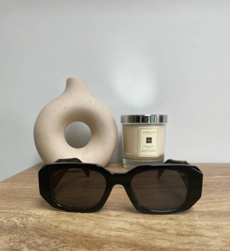 Prada PR 17WS 1AB5S0 49-20 Black Luxury Women’s Sunglasses Made In Italy